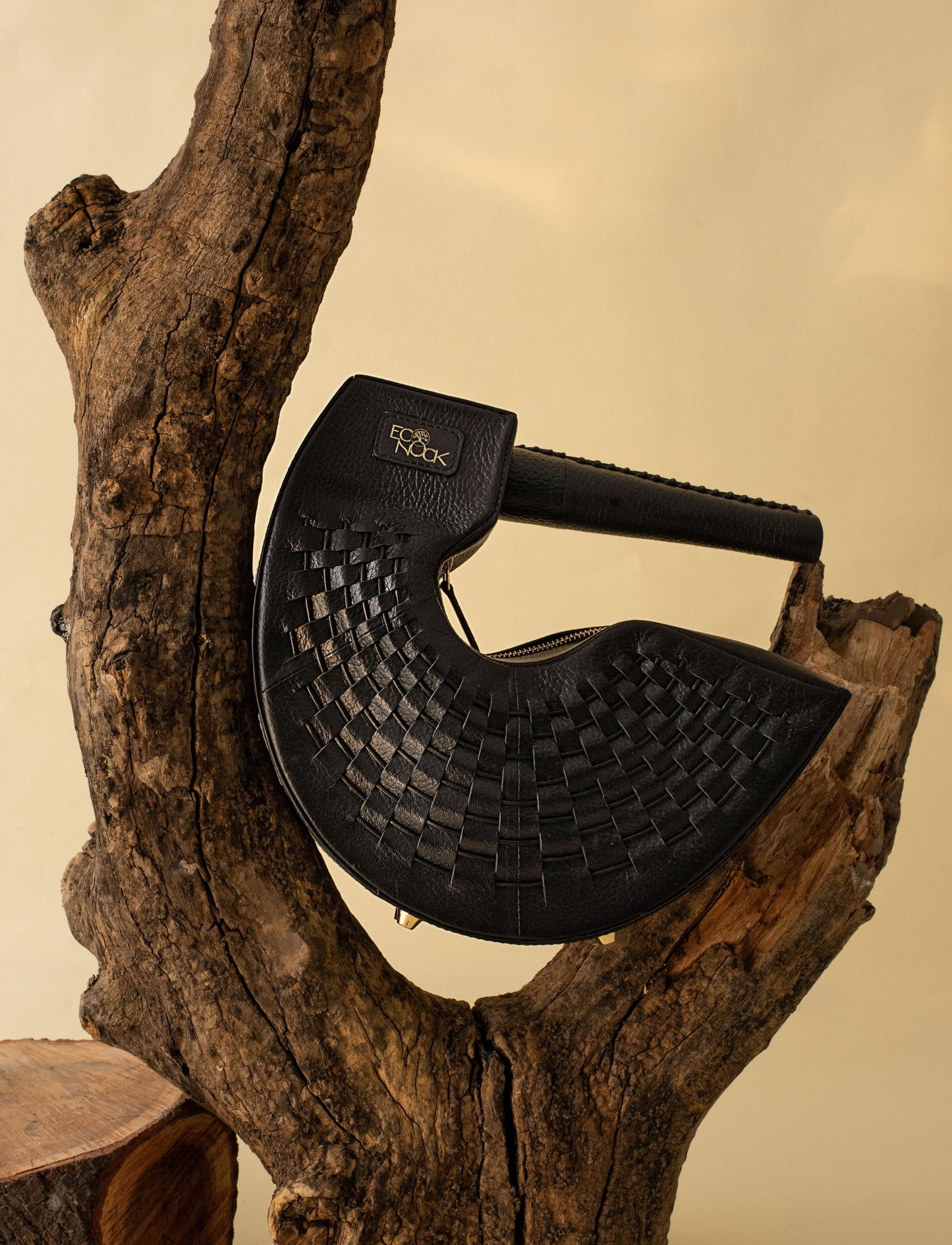 Zoran Clutch in Black - Econock