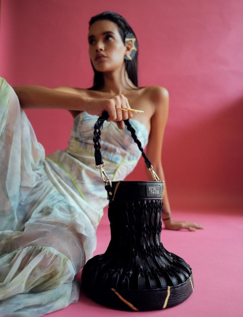 Motoyo Bucket Bag in Black - Econock